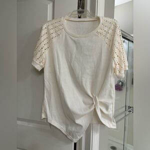 SHEIN LUNE Lace Raglan Short Sleeve Asymmetrical Hem T-Shirt